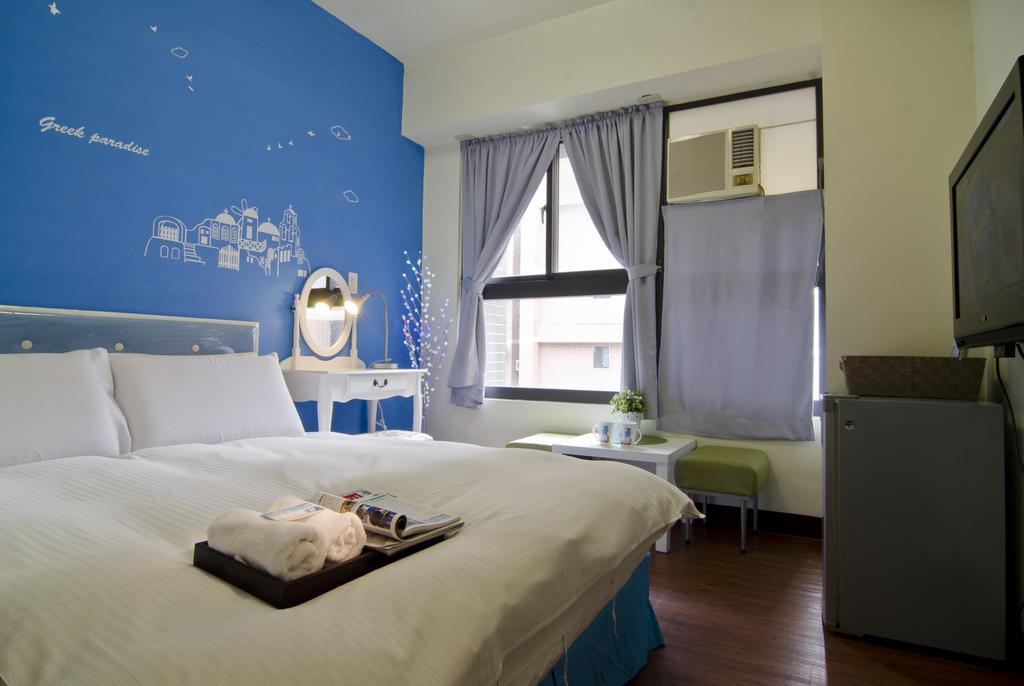 Star Hostel Đài Trung Ngoại thất bức ảnh